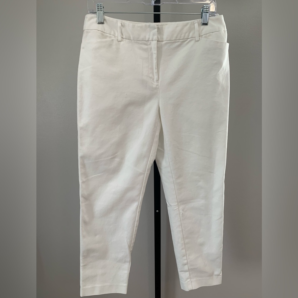 Liz Claiborne White Cropped Pants